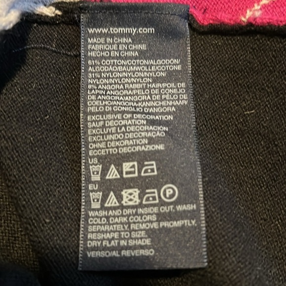 NWT Tommy Hilfiger Black, Magenta Pink and Light Grey Argyle Pattern Knee Length - Picture 4 of 6